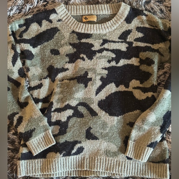 Katsumi Women’s Y2K Retro Camouflage Crewneck Sweater Size M​ - Picture 8 of 12